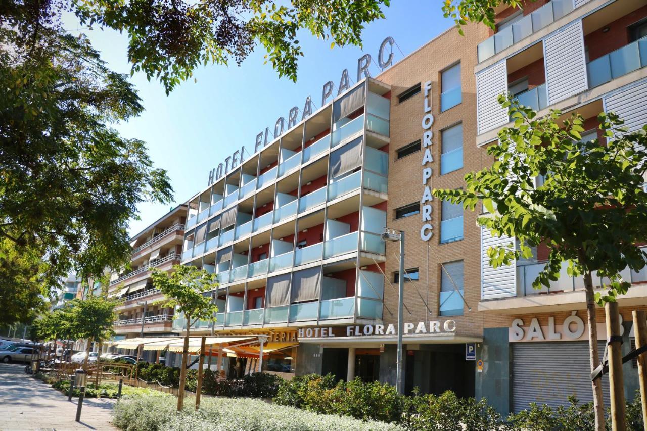 Hotel Flora Parc Castelldefels Exteriör bild
